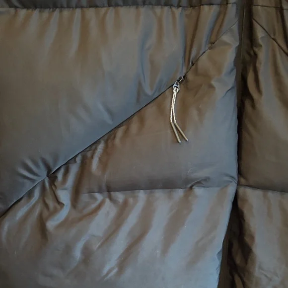 Champion Women's Black Puffer Coat - Picture 3 of 6